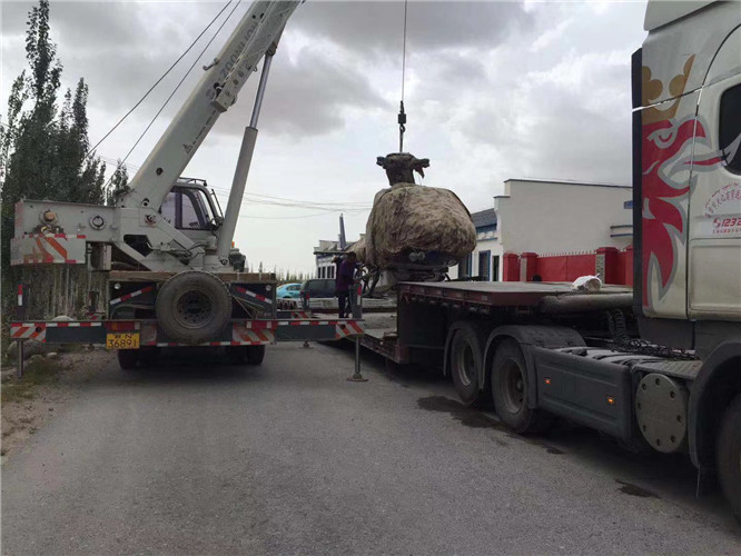 喜德县狭窄场地（如小区、车间）适合用哪种吊车？